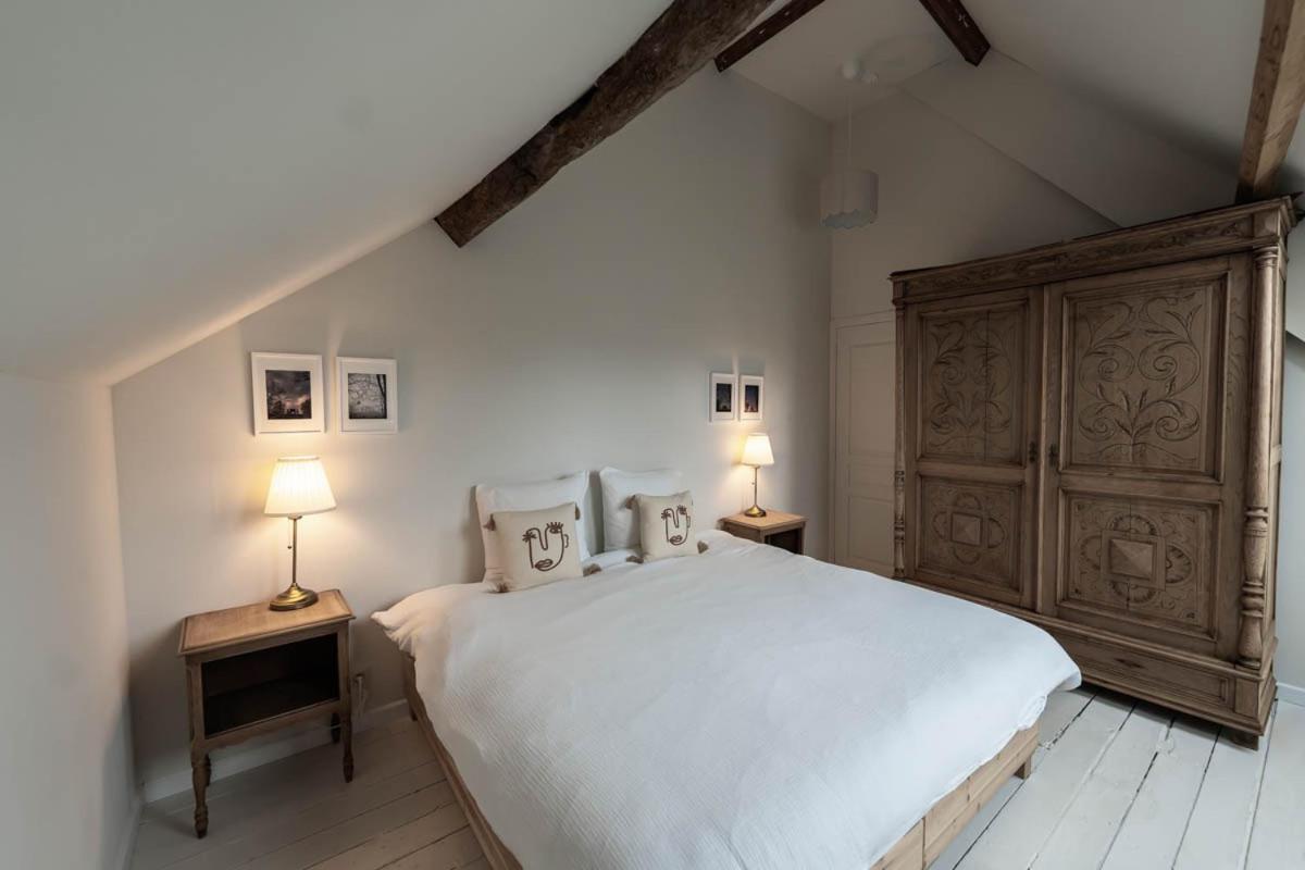 Maison Comtale Rochefort Esterno foto